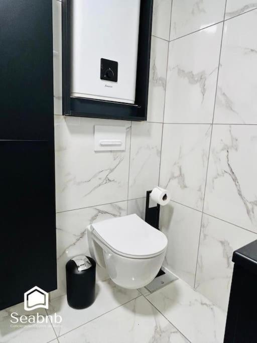 Apartment Charming Downtown - Ac - Wifi - Private Entrance Nizza